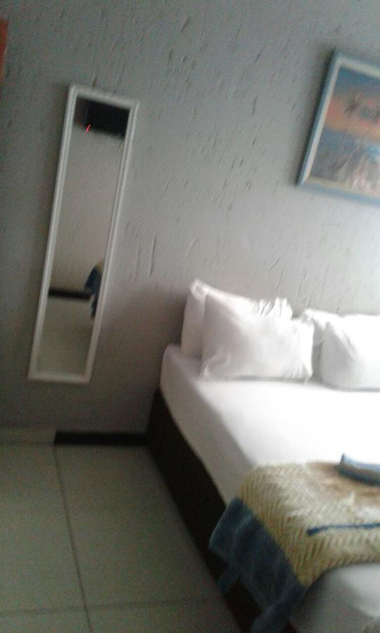 Royal Crown Guesthouse Johannesburg Eksteriør billede