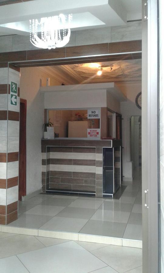 Royal Crown Guesthouse Johannesburg Eksteriør billede
